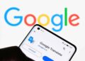 Google Translate menghadirkan fitur latihan pengucapan berbasis AI untuk membantu pengguna melatih pelafalan bahasa asing secara interaktif.