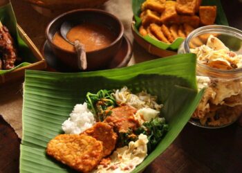 Sudah Ada Sejak Abad ke-10, Pecel Jadi Kuliner Legendaris Nusantara